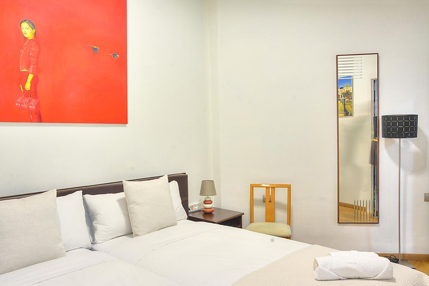 Family Luxury Argote Apartment Sevilla Bagian luar foto