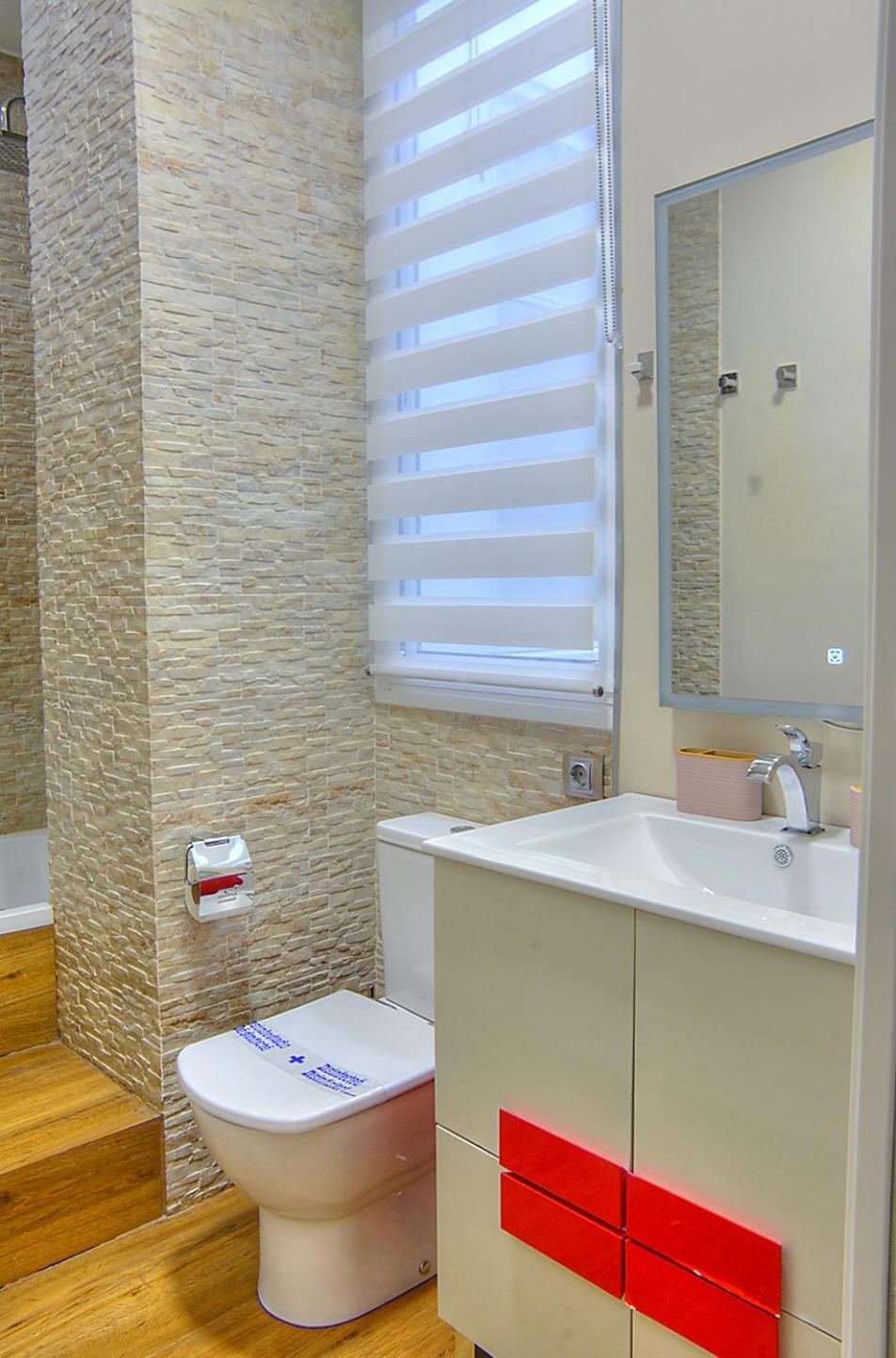 Family Luxury Argote Apartment Sevilla Bagian luar foto