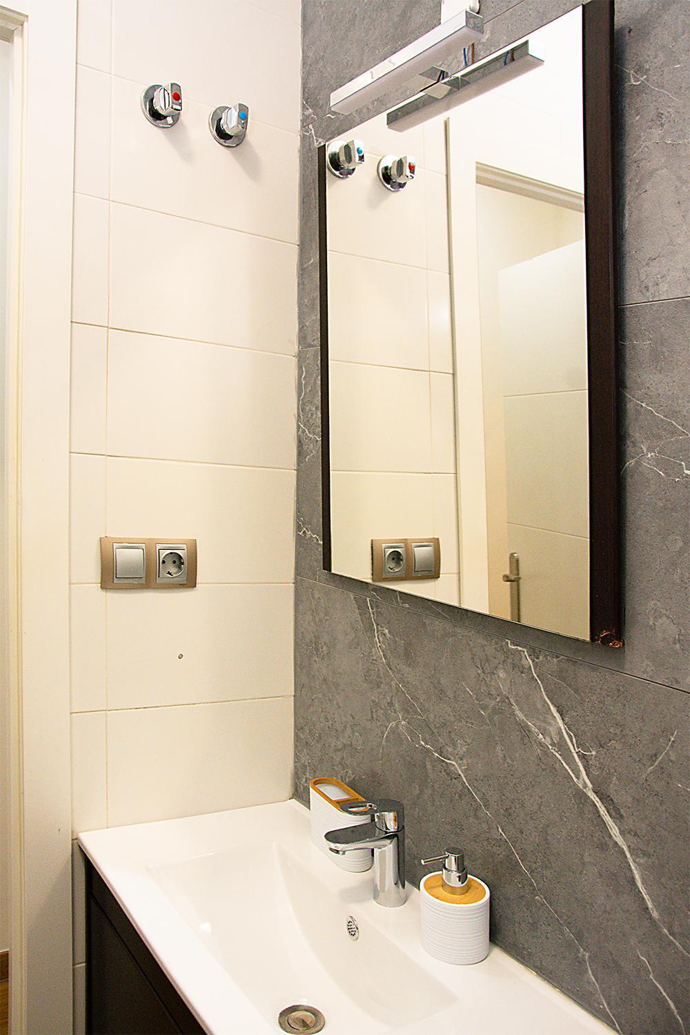 Family Luxury Argote Apartment Sevilla Bagian luar foto